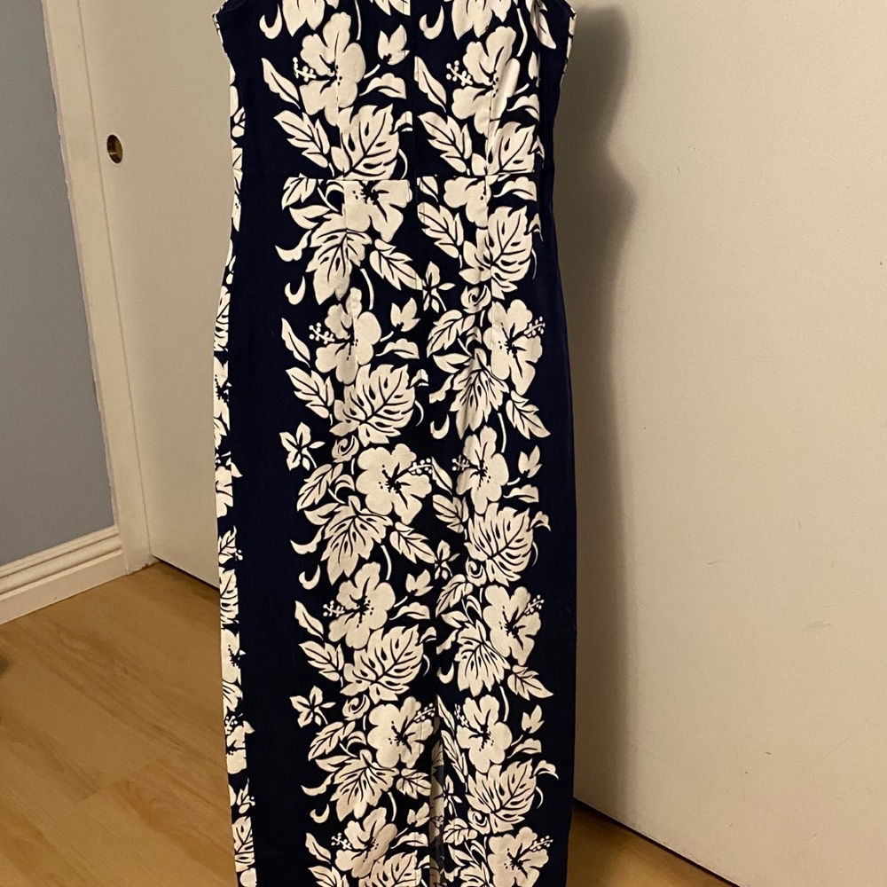 Hilo Hattie Classic Hibiscus Long Dress